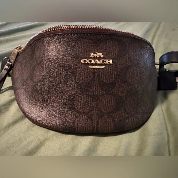 NWOT Coach Signature Canvas Large Crossbody/Waist Belt Bag - Picture 10 of 11